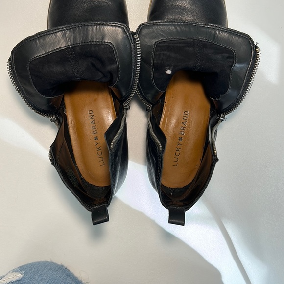 Lucky Brand Women’s Leather Black Zip Up Ankle Boots Size 8.5 - Picture 7 of 13